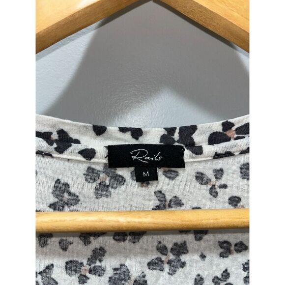 Rails Women's Short Sleeve Top Print Size Medium Linen Blend Lightweight - Picture 3 of 7